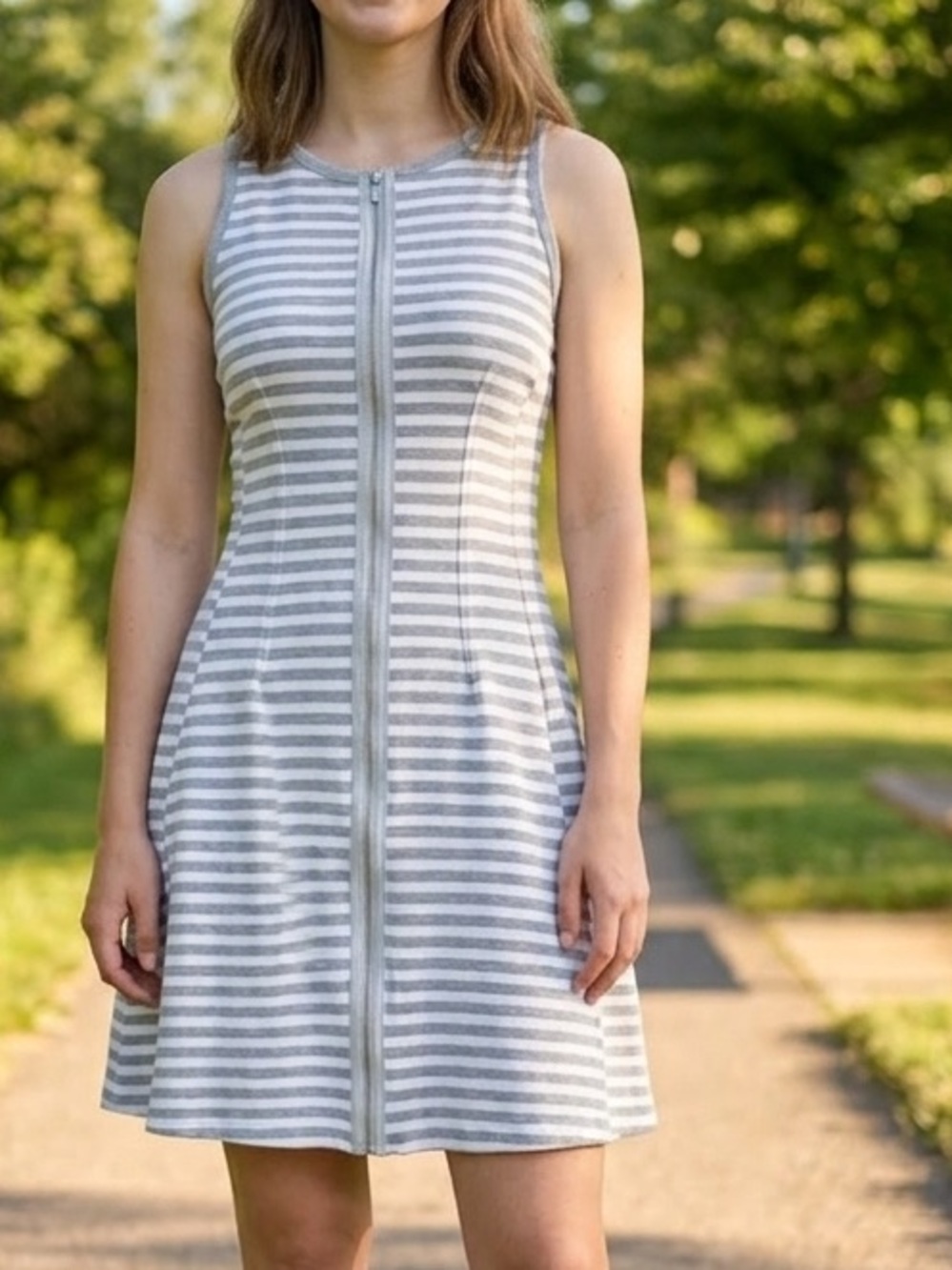 Chic Striped Sleeveless Mini Dress - Gray and White w Zipper Front